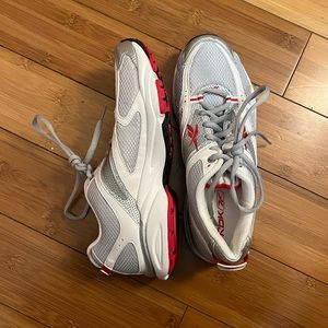 NWOB RBX Men’s Running Shoe in Gray/Red/White